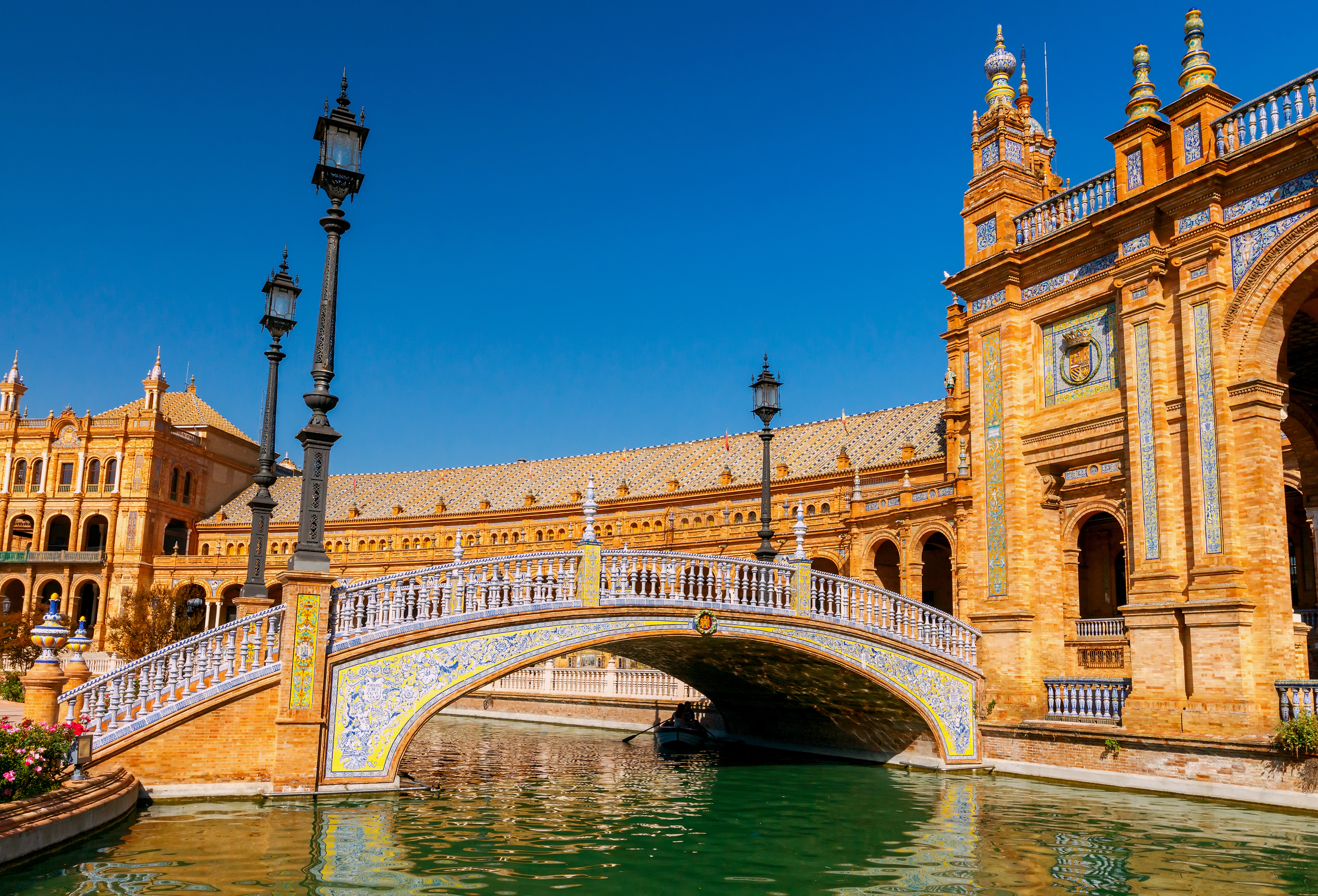 seoPages.ciudades.sections.images.sevilla